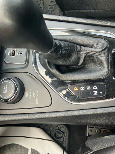 2020 Jeep Cherokee Altitude