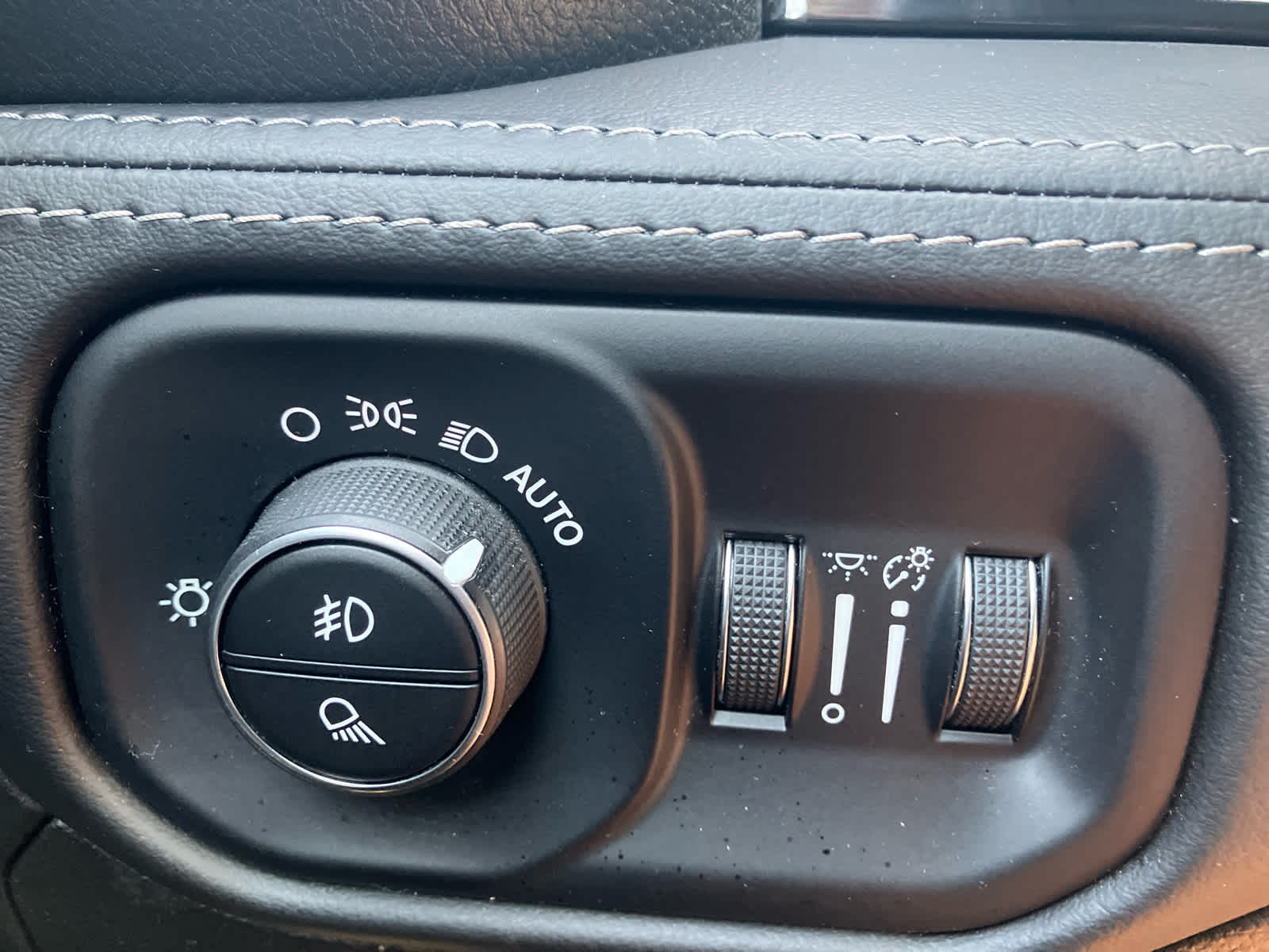 2023 RAM 1500 Limited