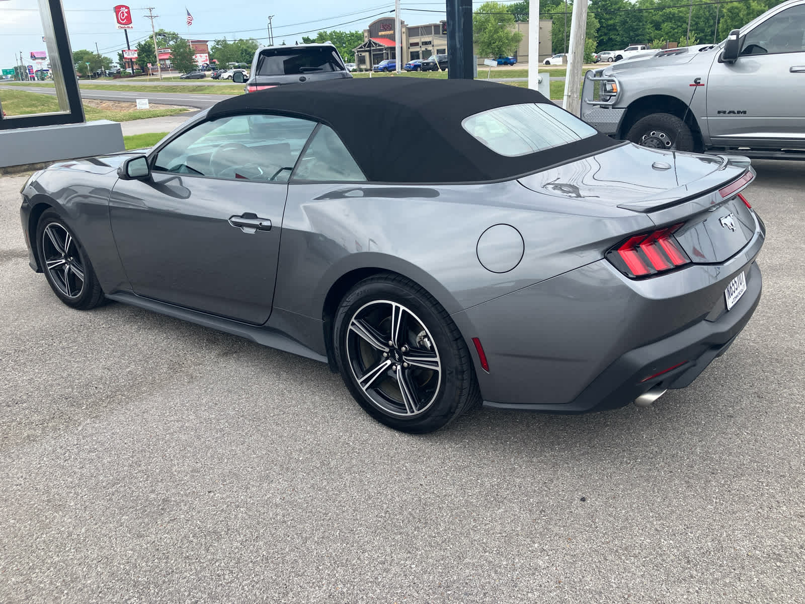 2025 Ford Mustang EcoBoost