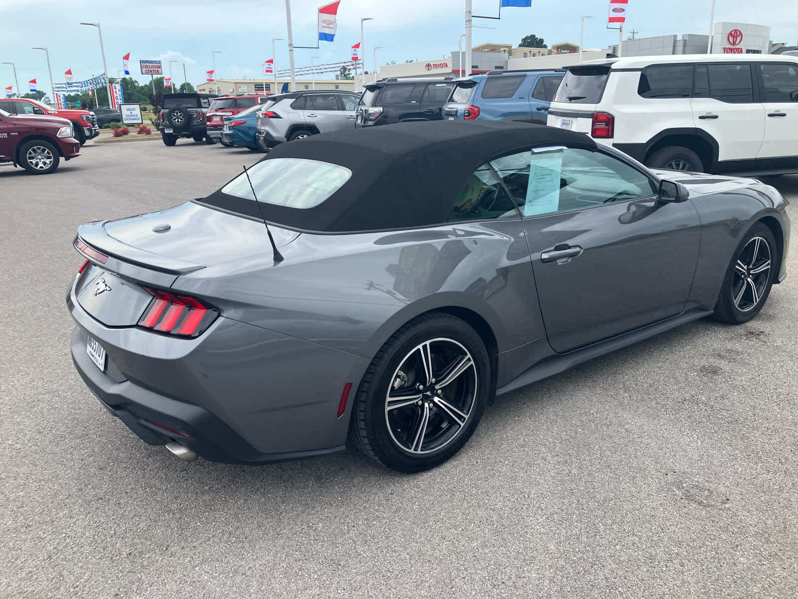 2025 Ford Mustang EcoBoost