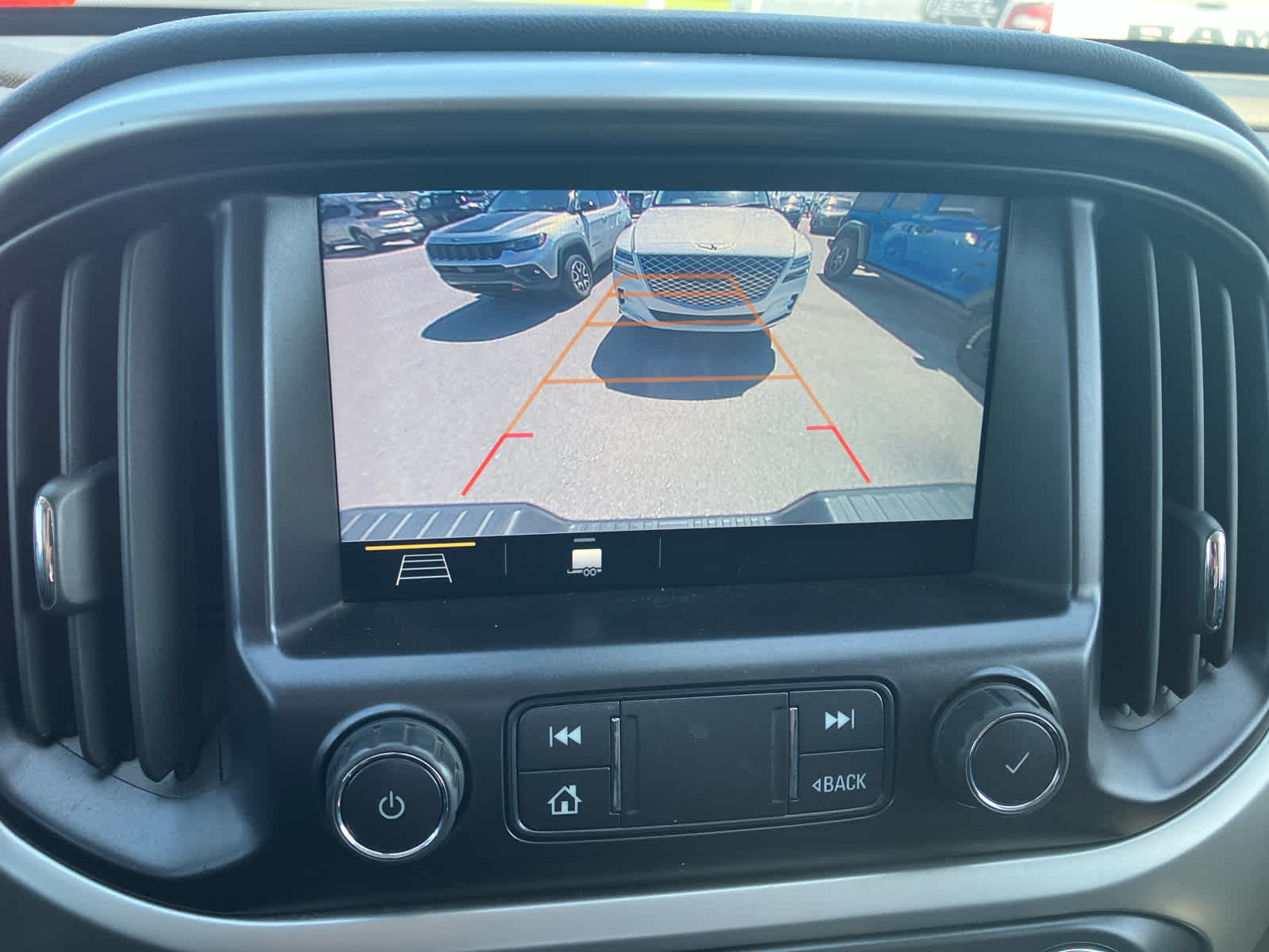 2021 Chevrolet Colorado ZR2 - Photo 24