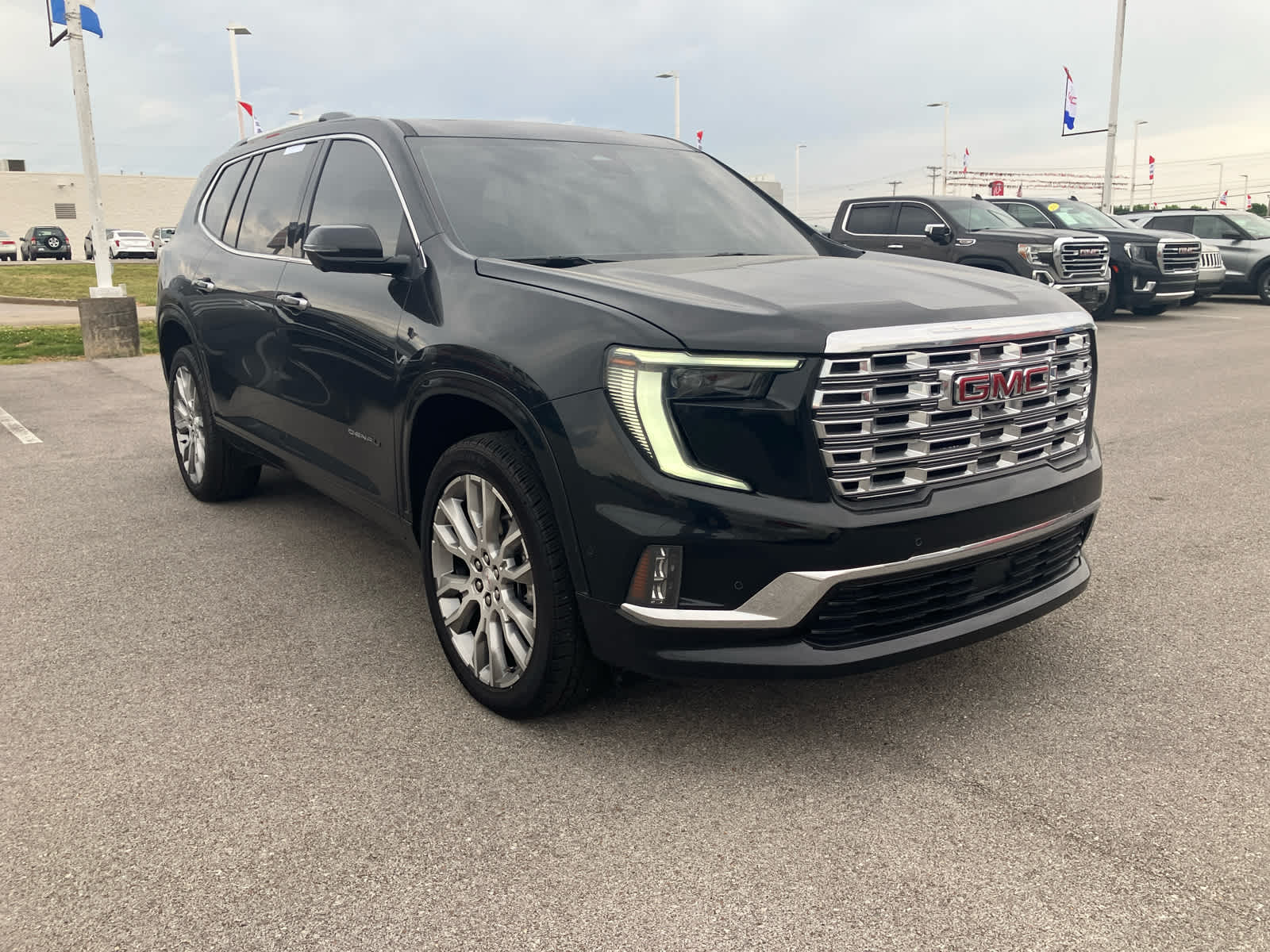 2025 GMC Acadia Denali