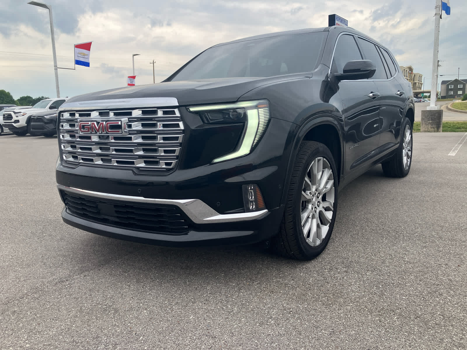 2025 GMC Acadia Denali