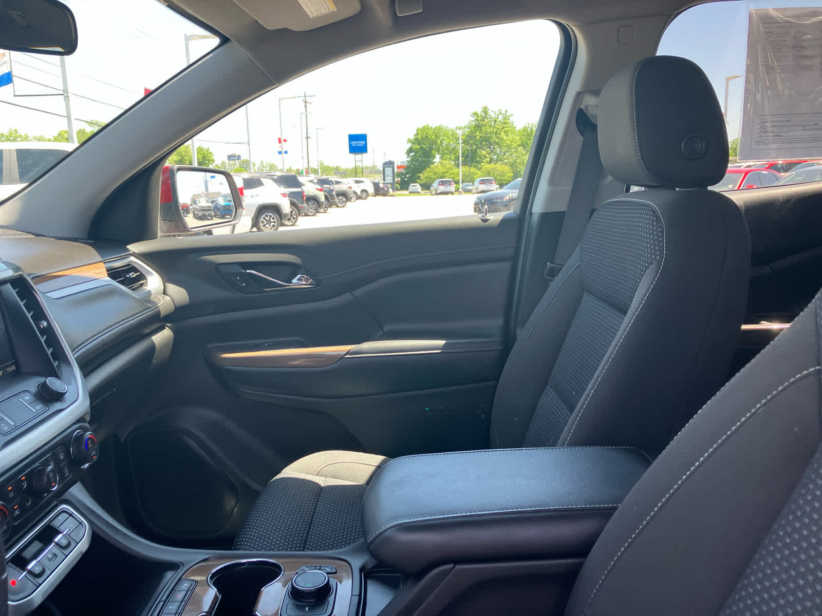 2021 GMC Acadia SLE