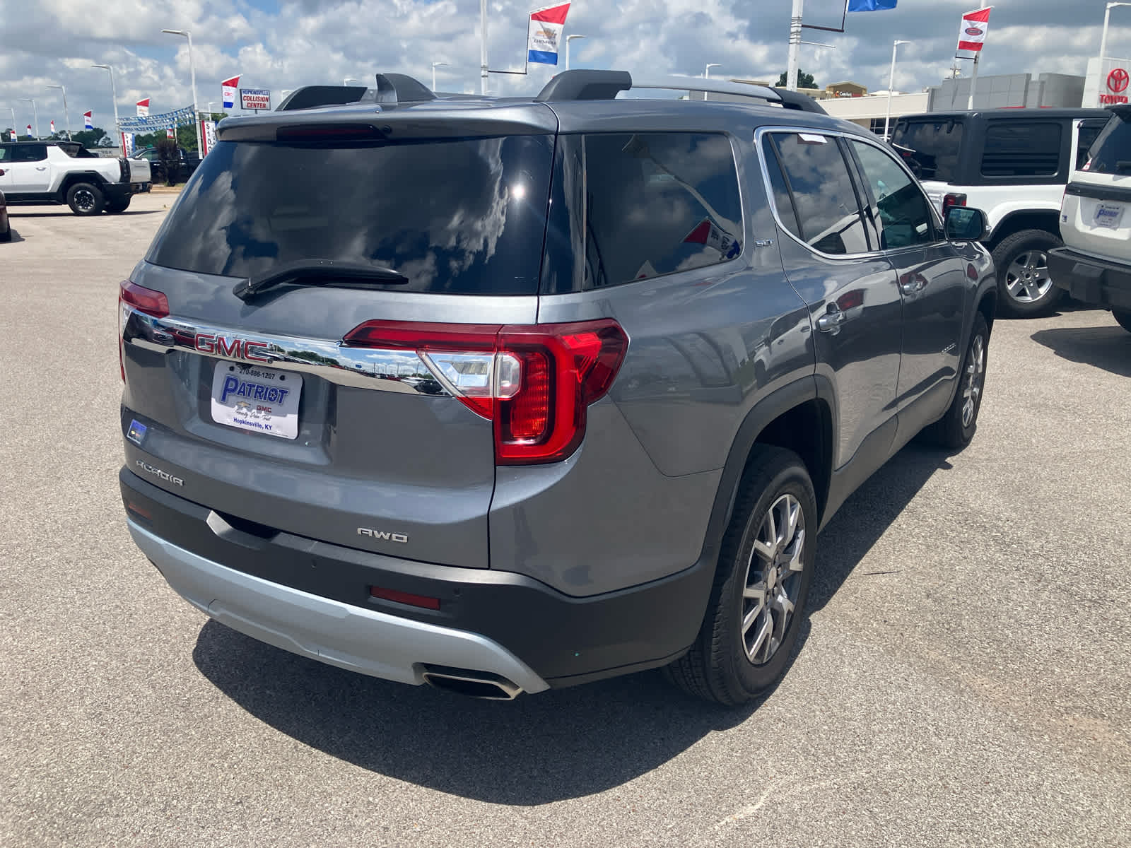 2021 GMC Acadia SLT