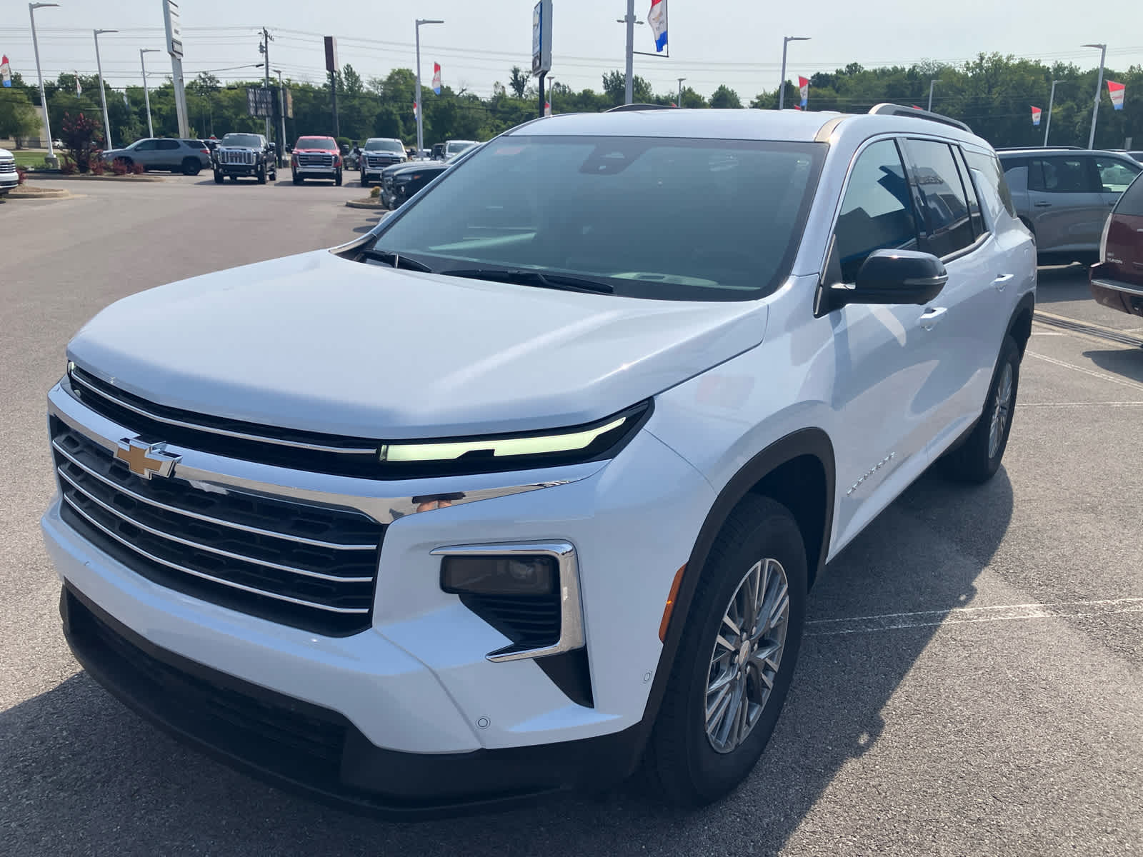 2027 Chevrolet Traverse LT