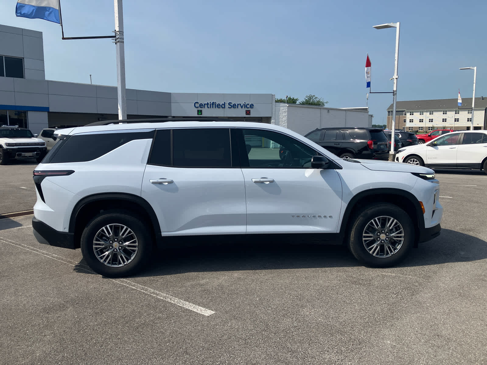 2027 Chevrolet Traverse LT