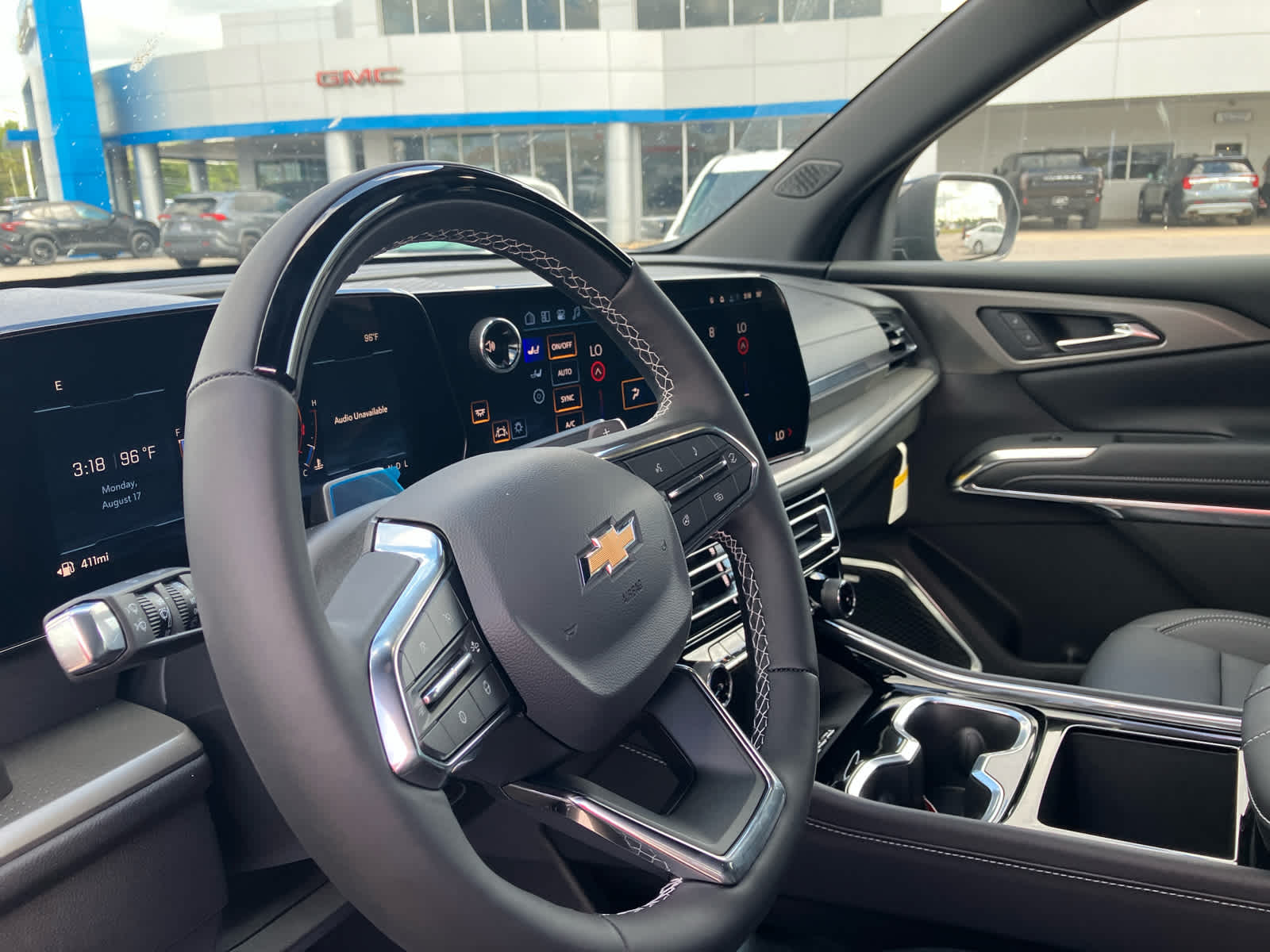 2027 Chevrolet Traverse LT - Photo 11