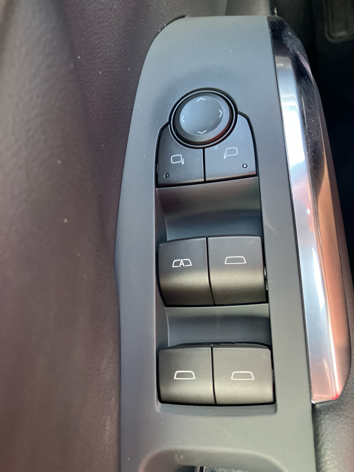 2027 Chevrolet Traverse LT - Photo 15