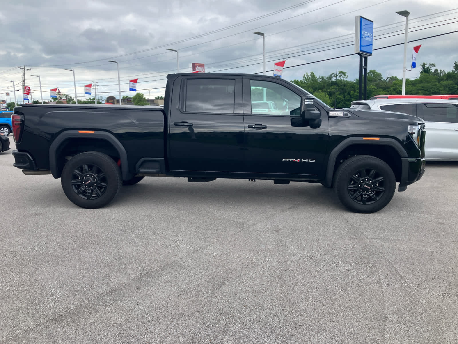 2025 GMC Sierra 2500 HD AT4