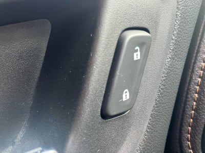 2021 GMC Canyon 4WD AT4 w/Leather