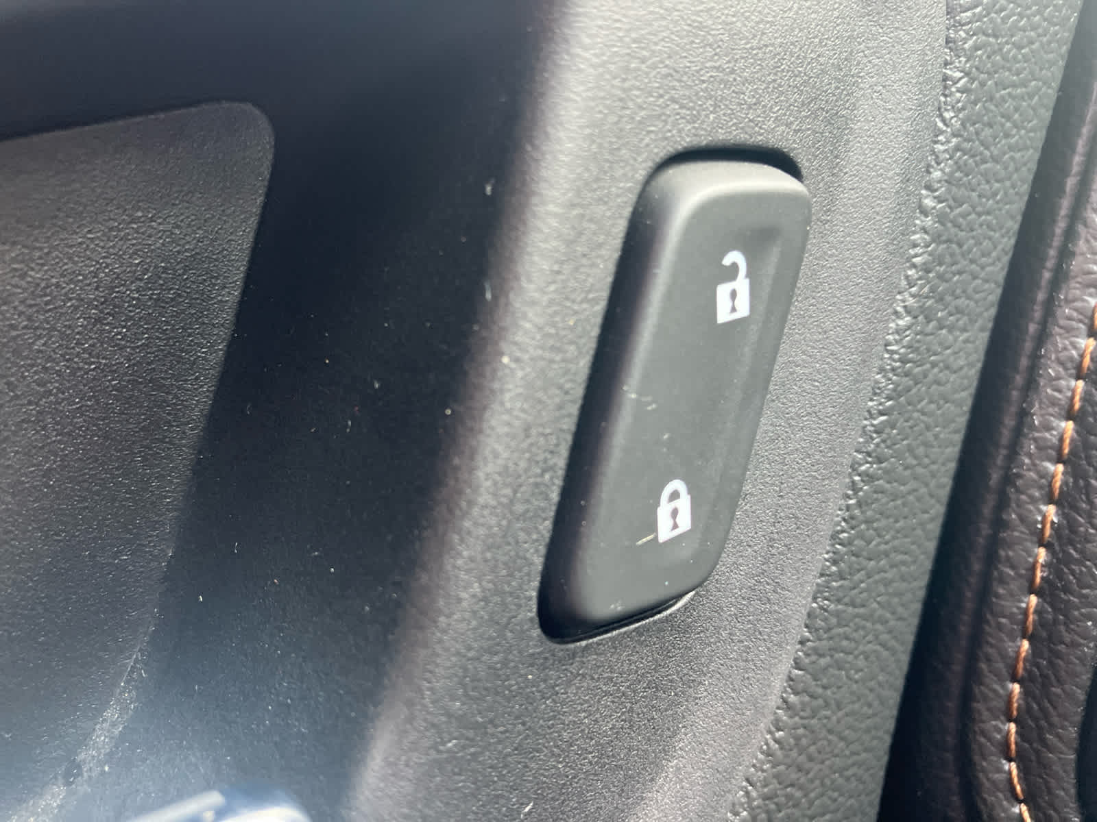 2021 GMC Canyon 4WD AT4 w/Leather