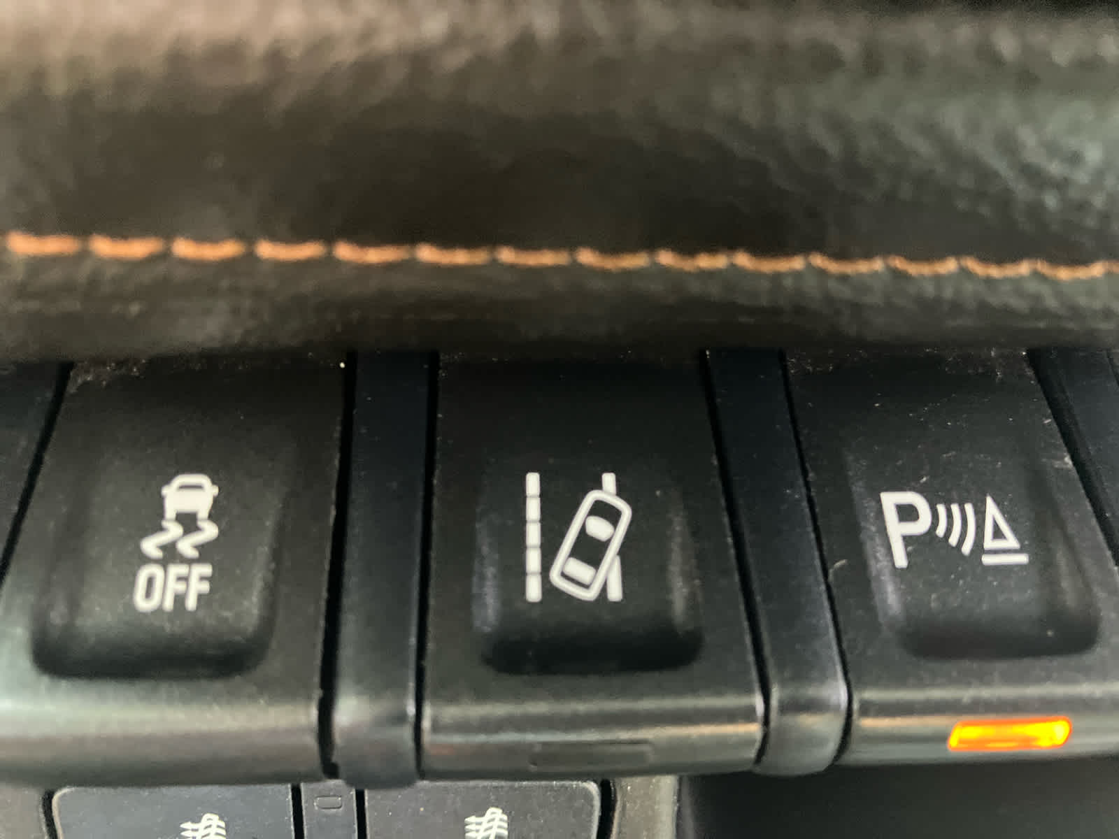 2021 GMC Canyon 4WD AT4 w/Leather