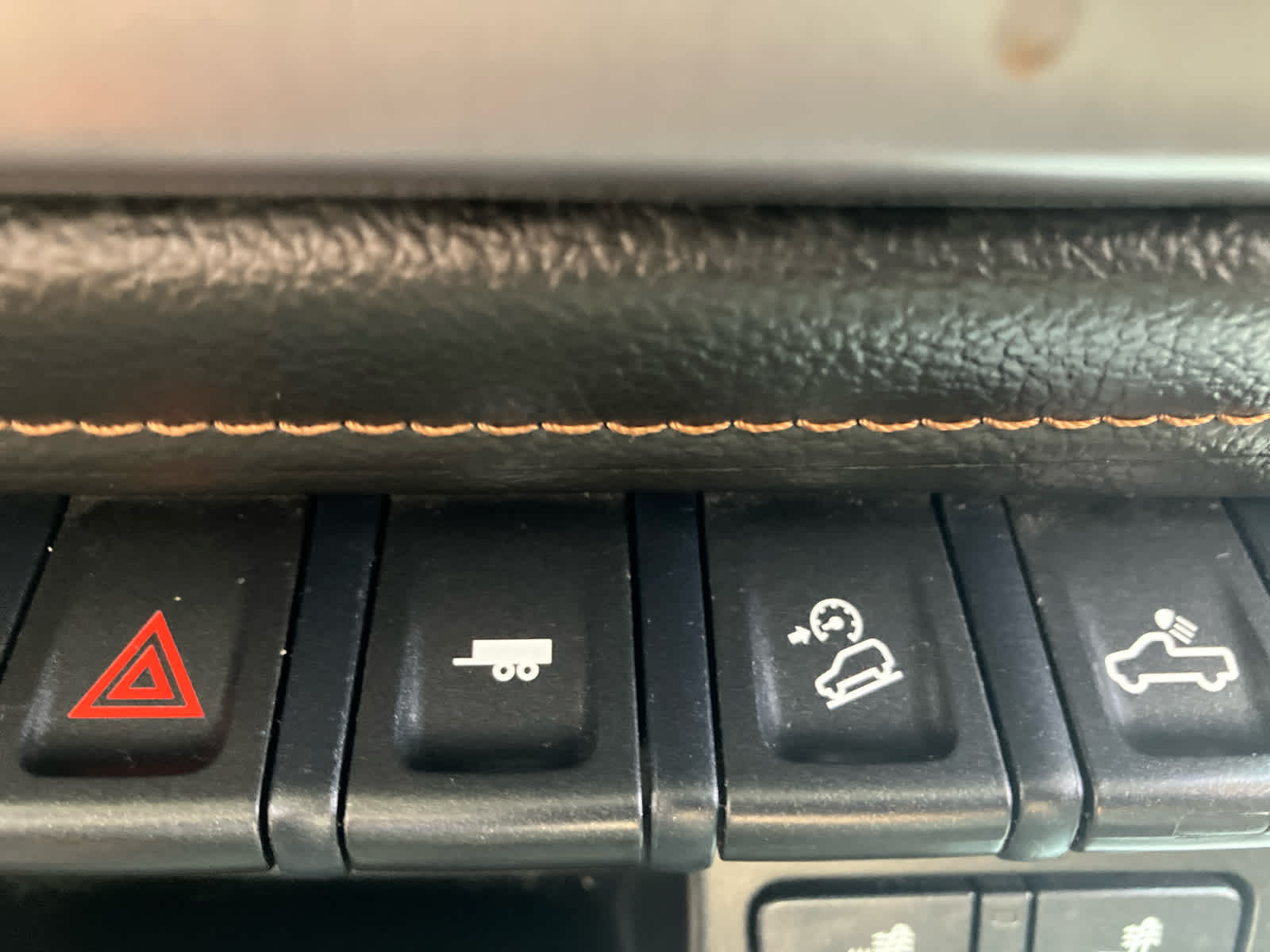 2021 GMC Canyon 4WD AT4 w/Leather