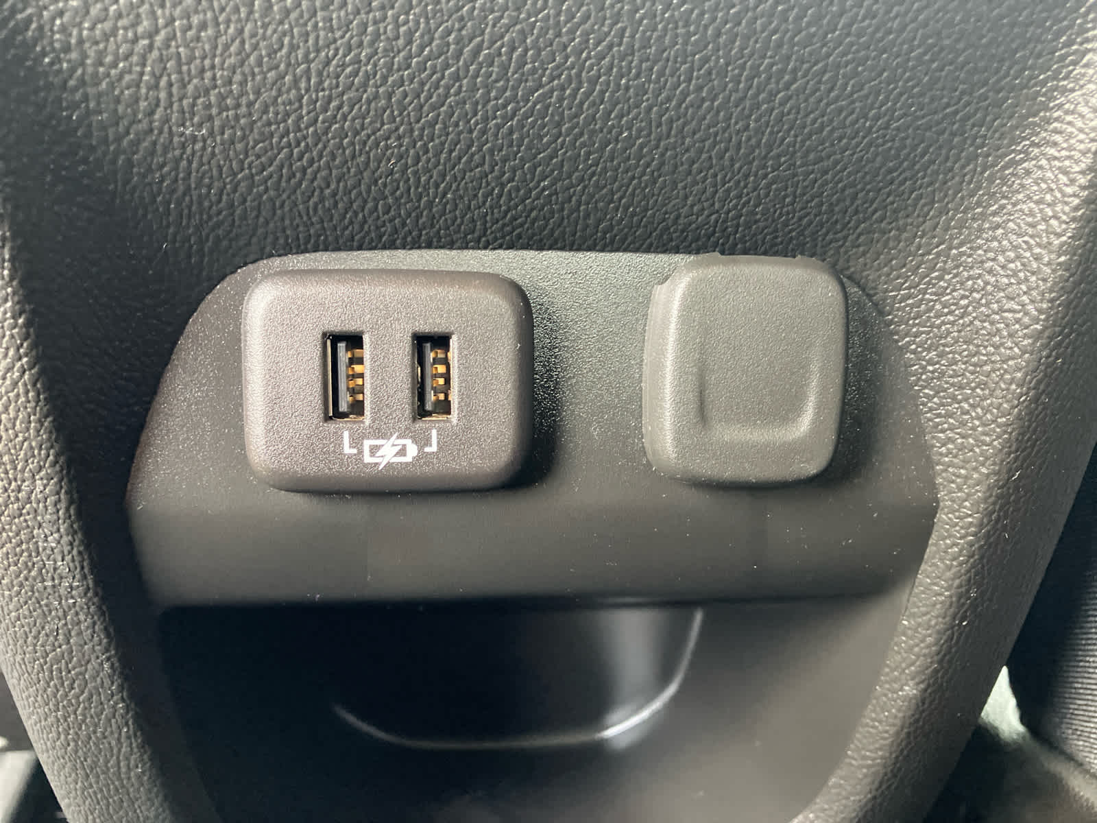 2021 GMC Canyon 4WD AT4 w/Leather