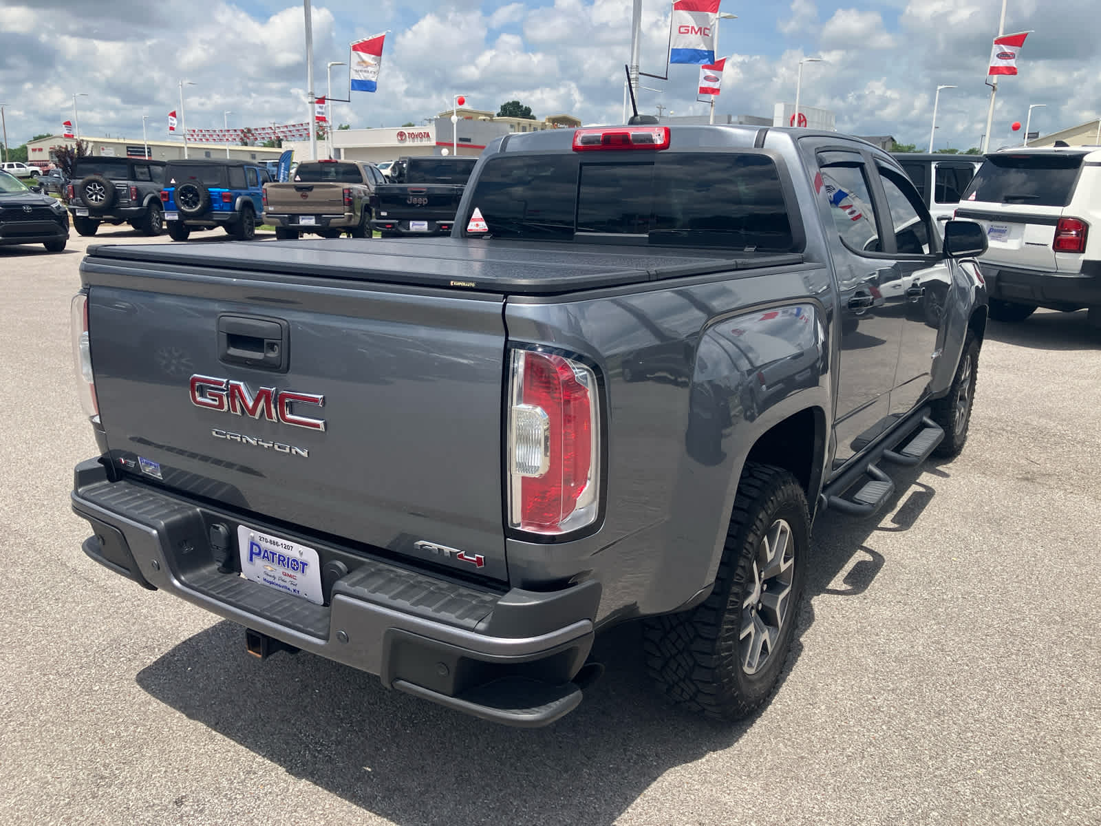 2021 GMC Canyon 4WD AT4 w/Leather