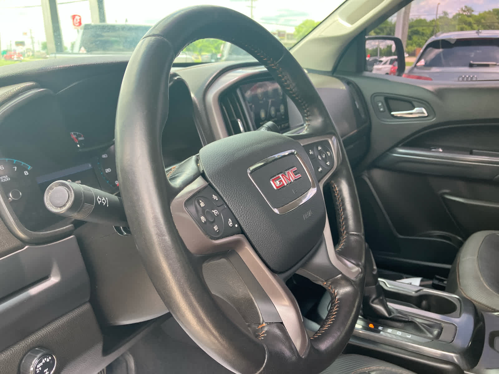 2021 GMC Canyon 4WD AT4 w/Leather
