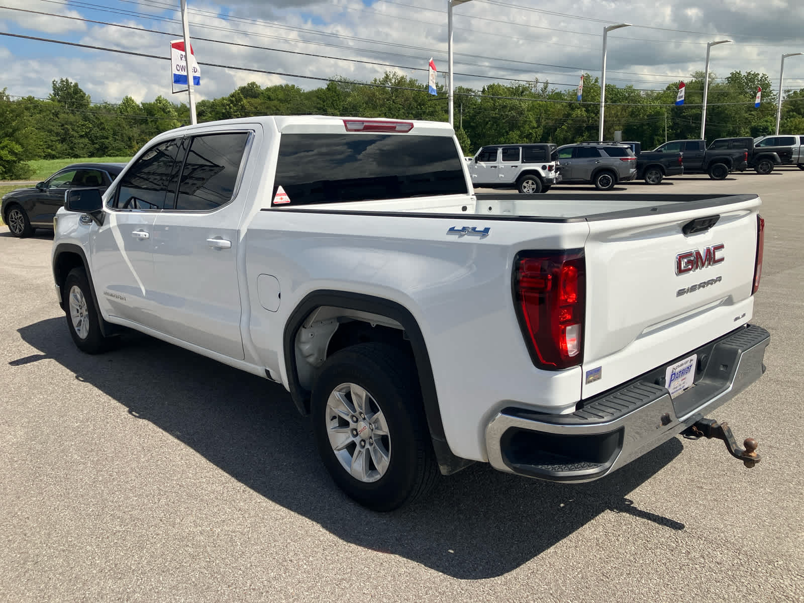 2025 GMC Sierra 1500 SLE