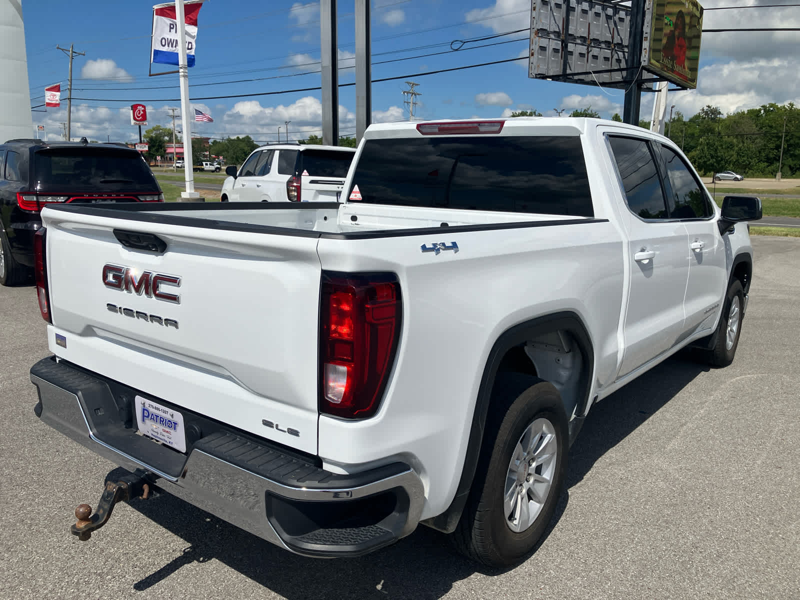 2025 GMC Sierra 1500 SLE