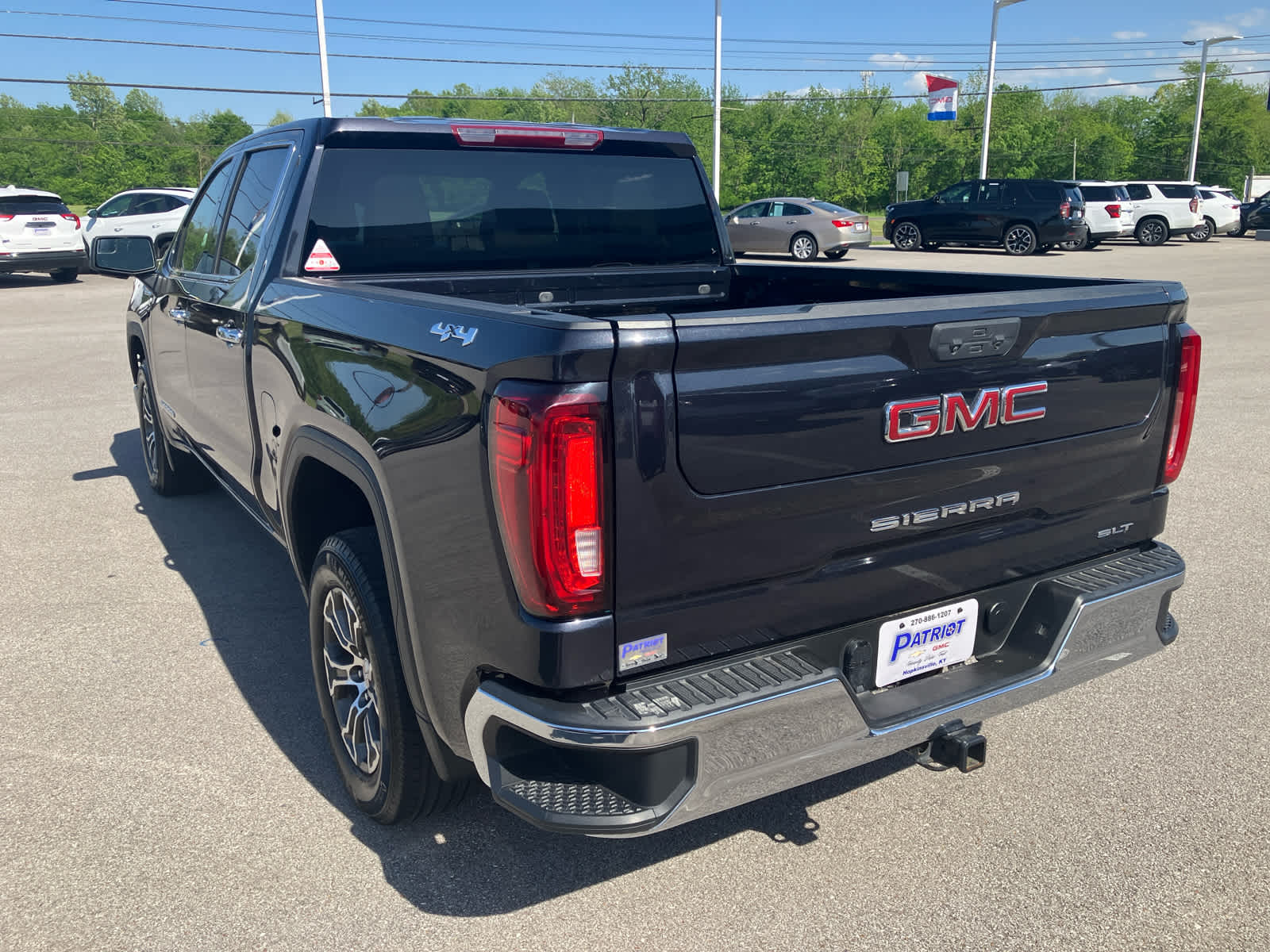 2024 GMC Sierra 1500 SLT