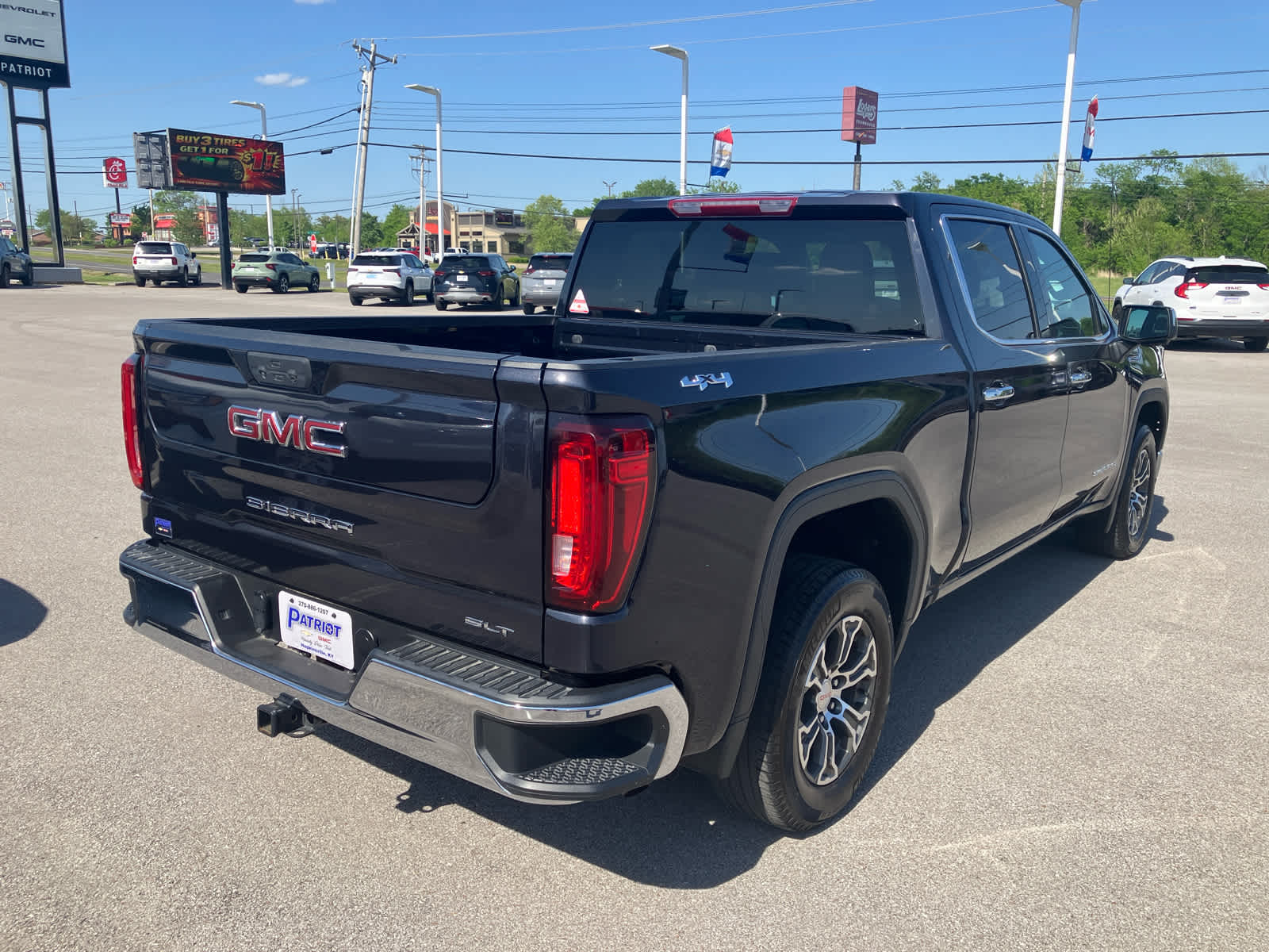 2024 GMC Sierra 1500 SLT