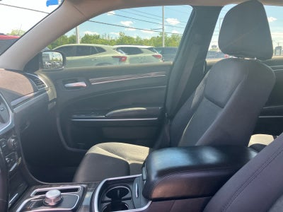 2021 Chrysler 300 Touring