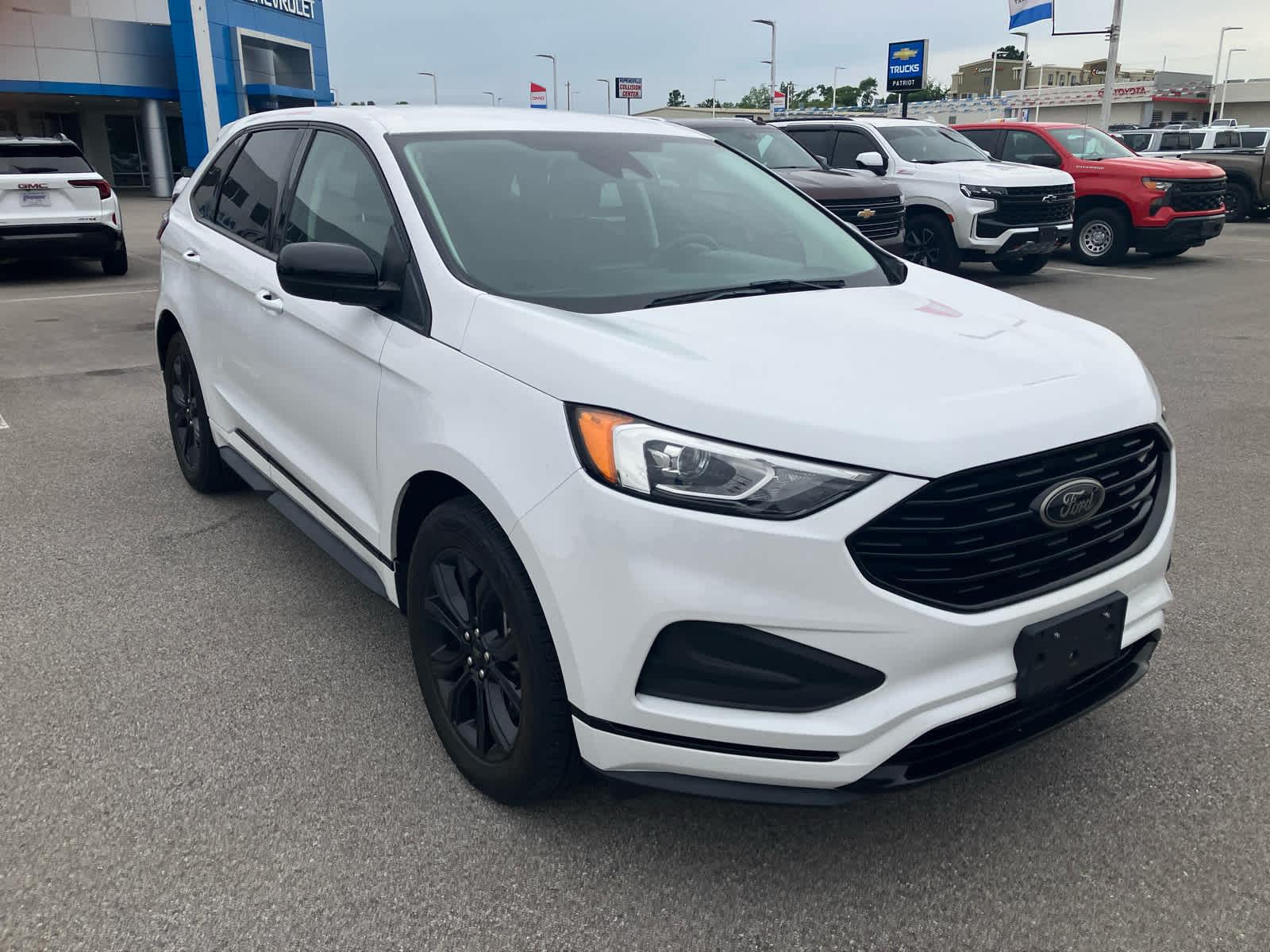 2022 Ford Edge SE AWD's photo