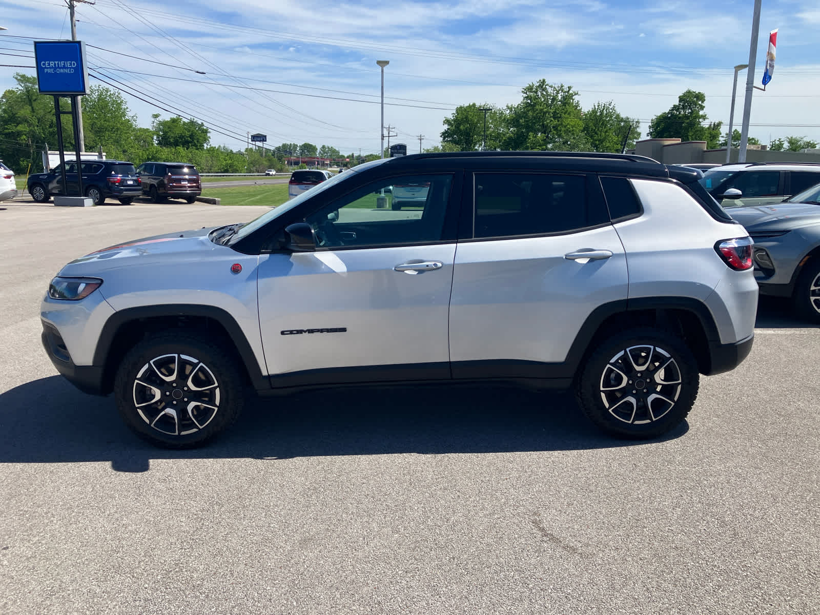 2025 Jeep Compass Trailhawk