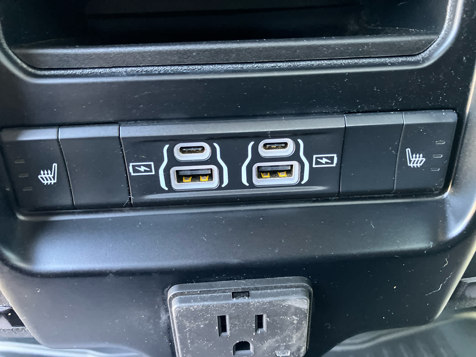 2024 RAM 2500 Rebel