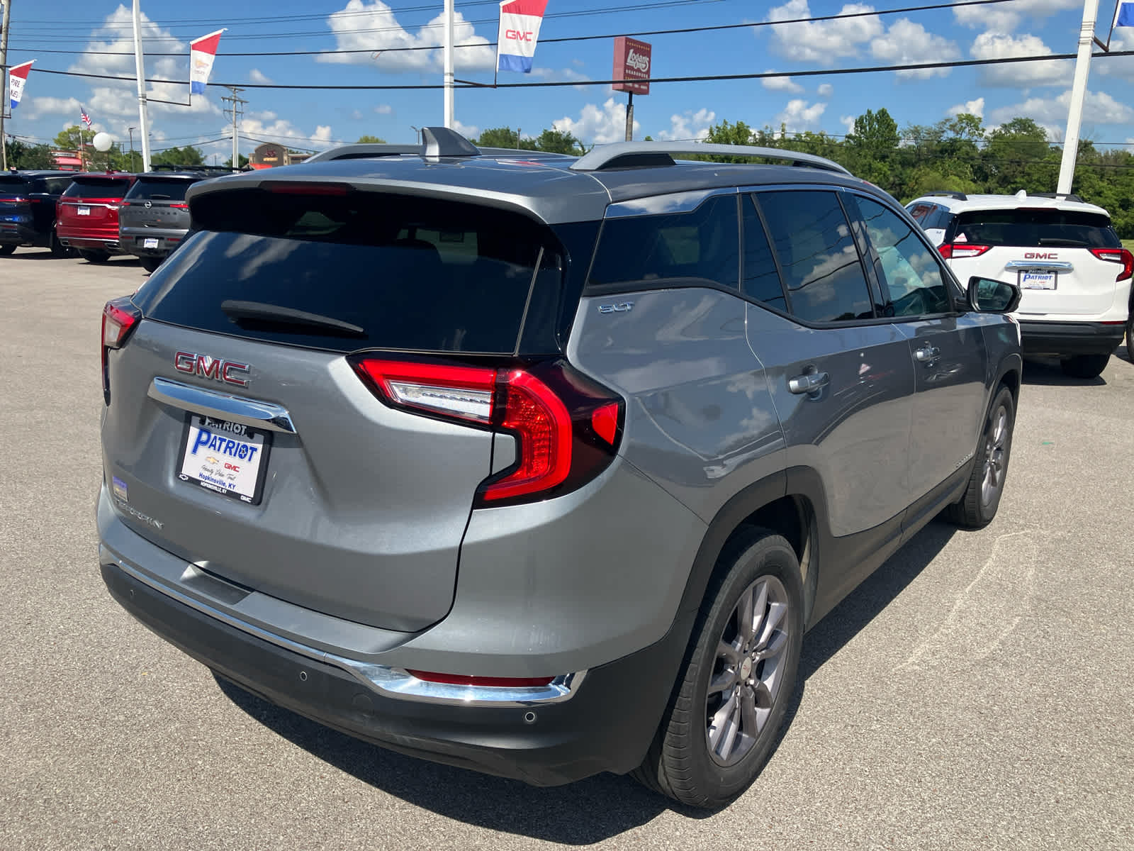 2024 GMC Terrain SLT