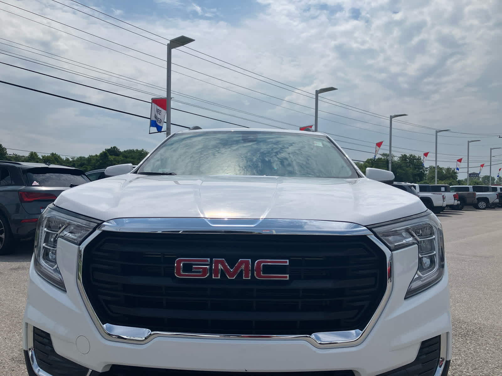 2023 GMC Terrain SLE