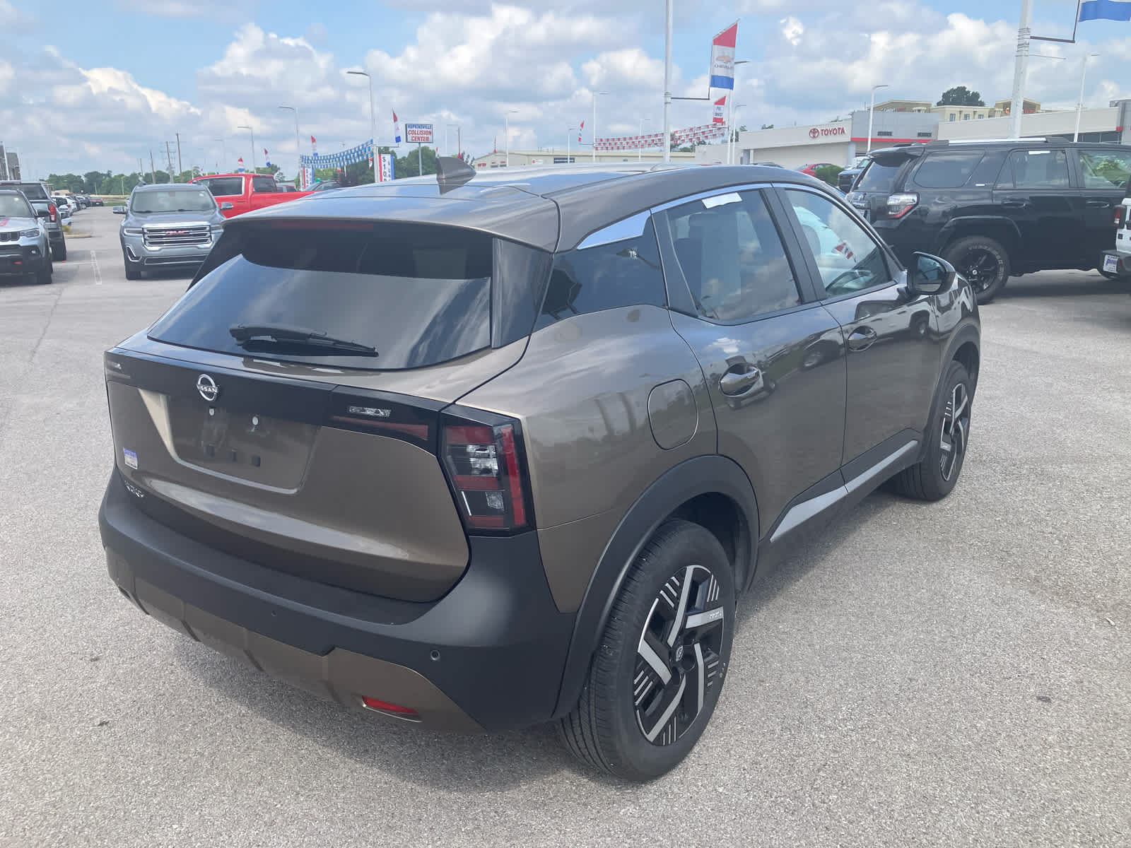 2025 Nissan Kicks SV