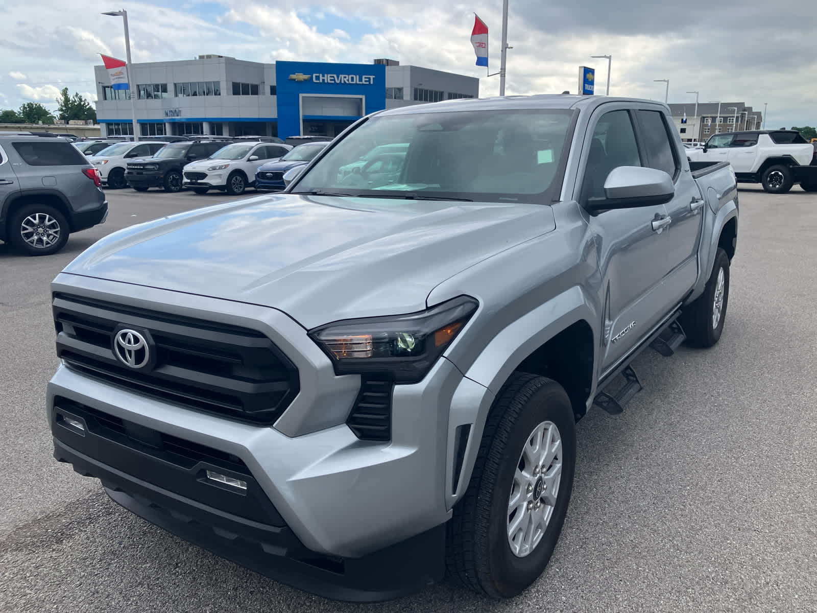 2024 Toyota Tacoma 4WD SR5