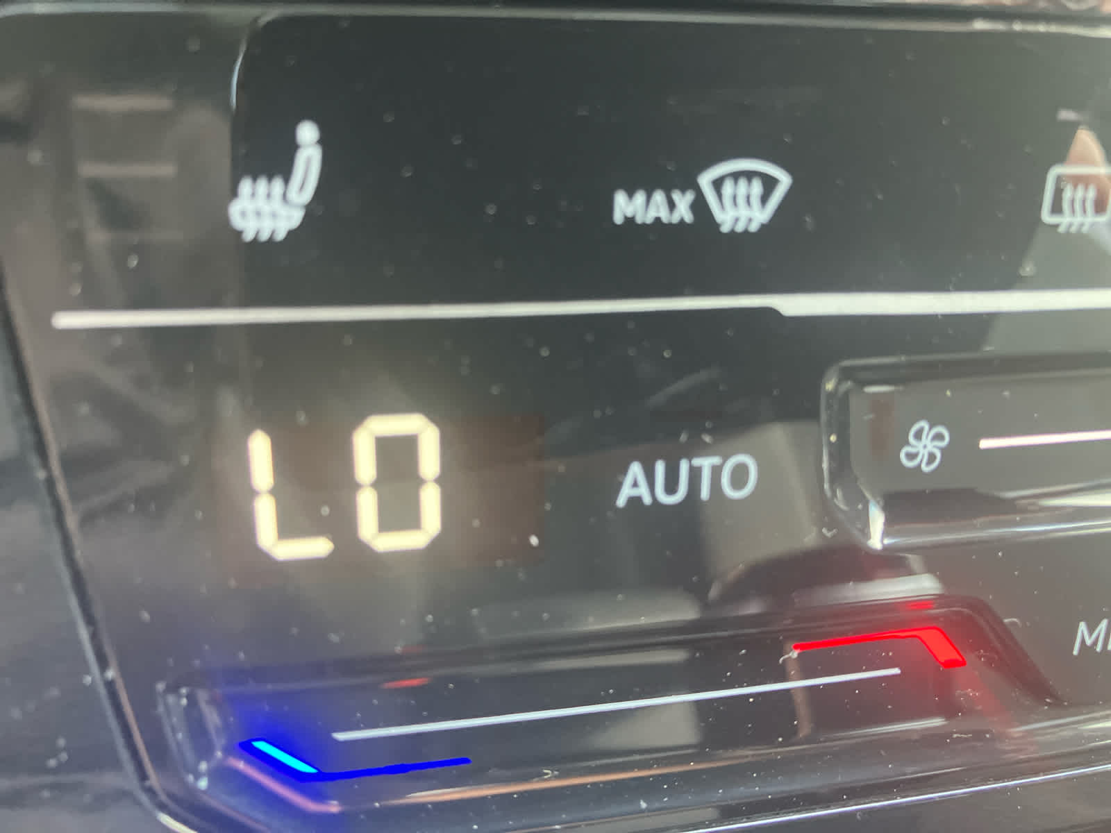 2025 Volkswagen Taos SE Black