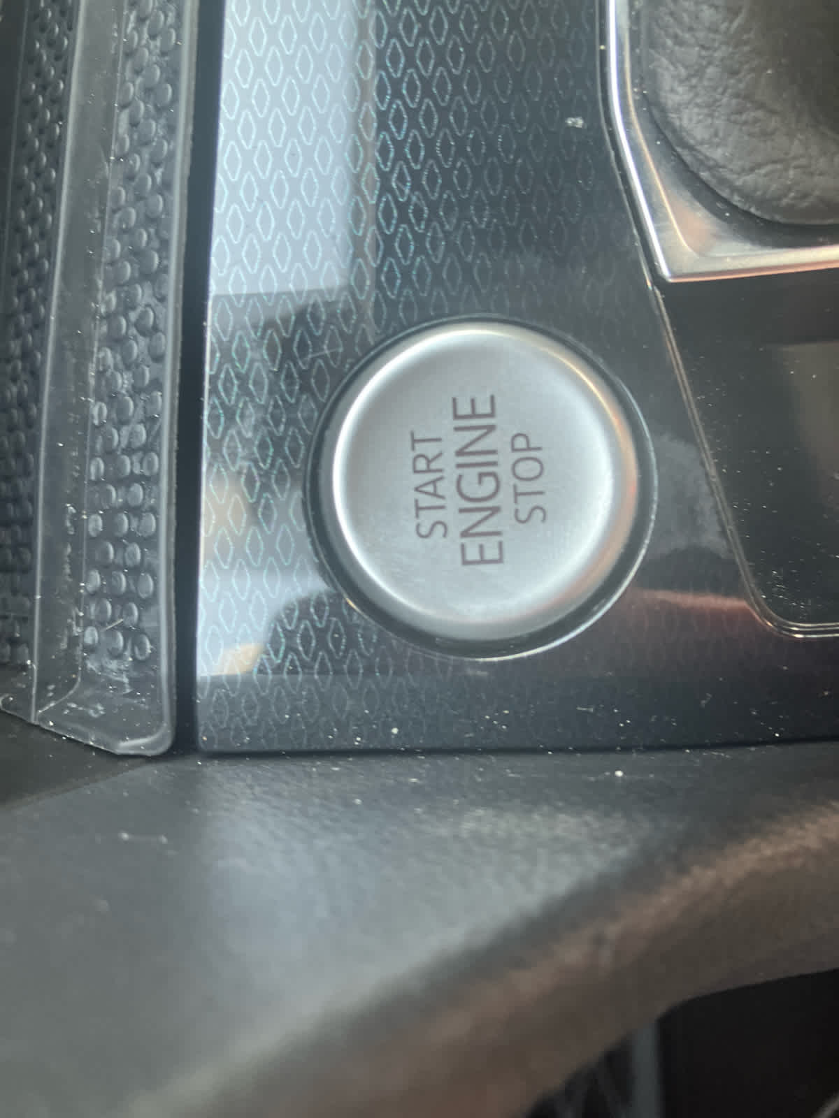 2025 Volkswagen Taos SE Black