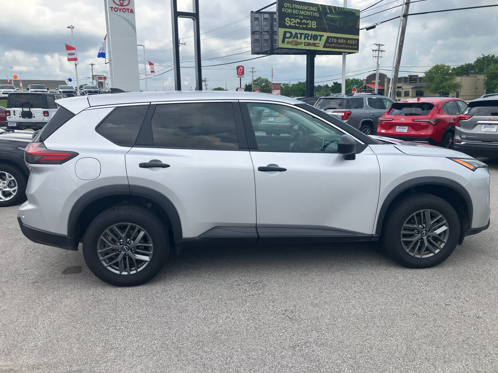 2024 Nissan Rogue S