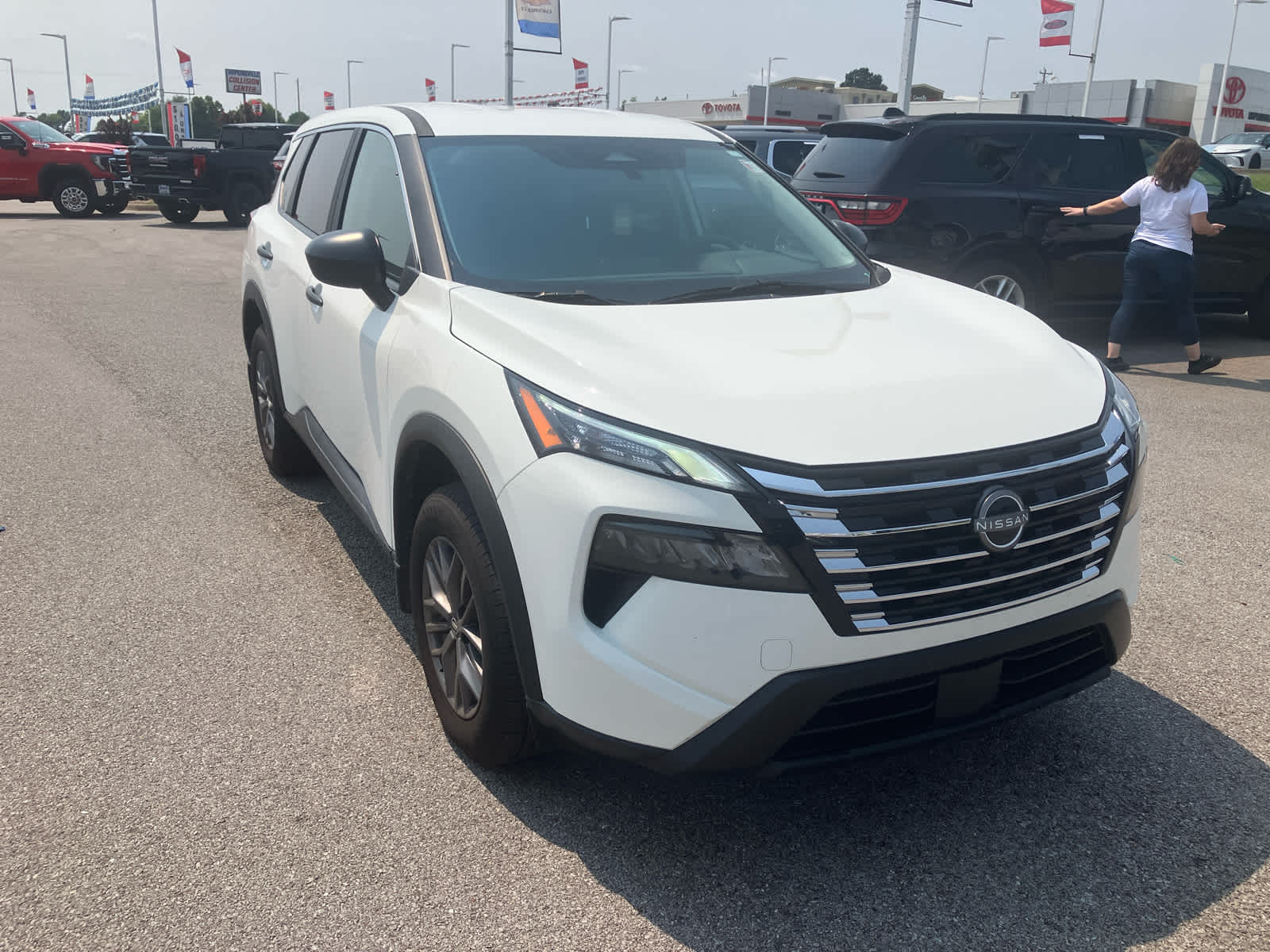 2025 Nissan Rogue S