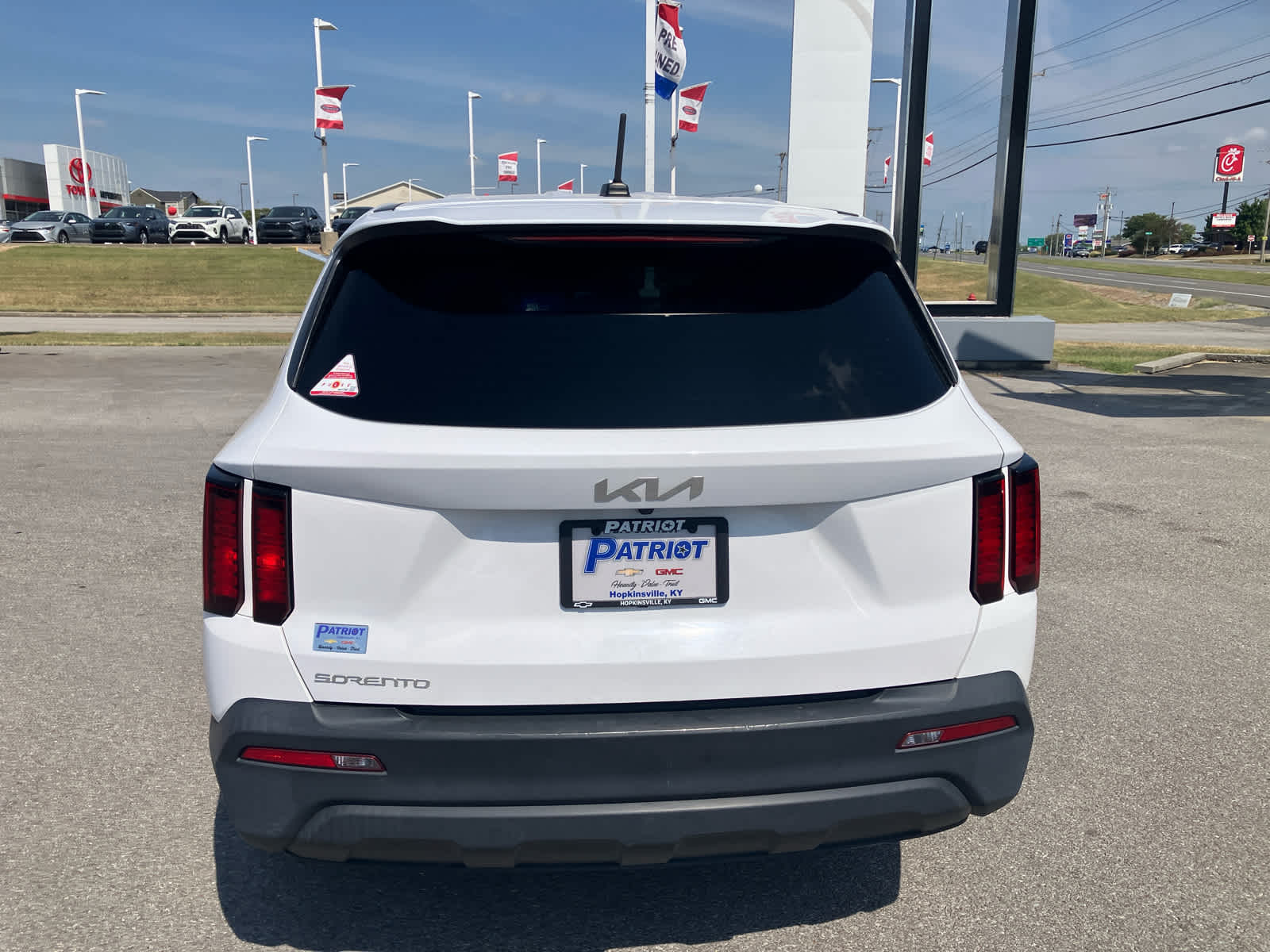 2023 Kia Sorento LX