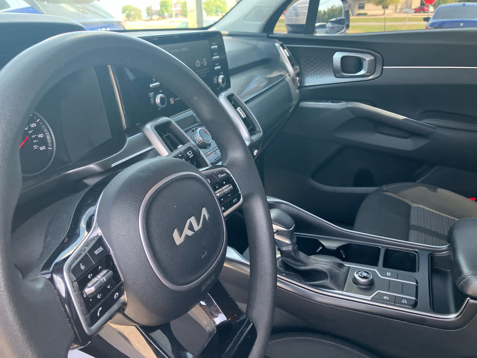 2023 Kia Sorento LX