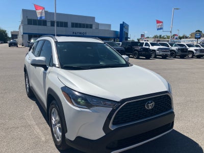 2024 Toyota Corolla Cross LE