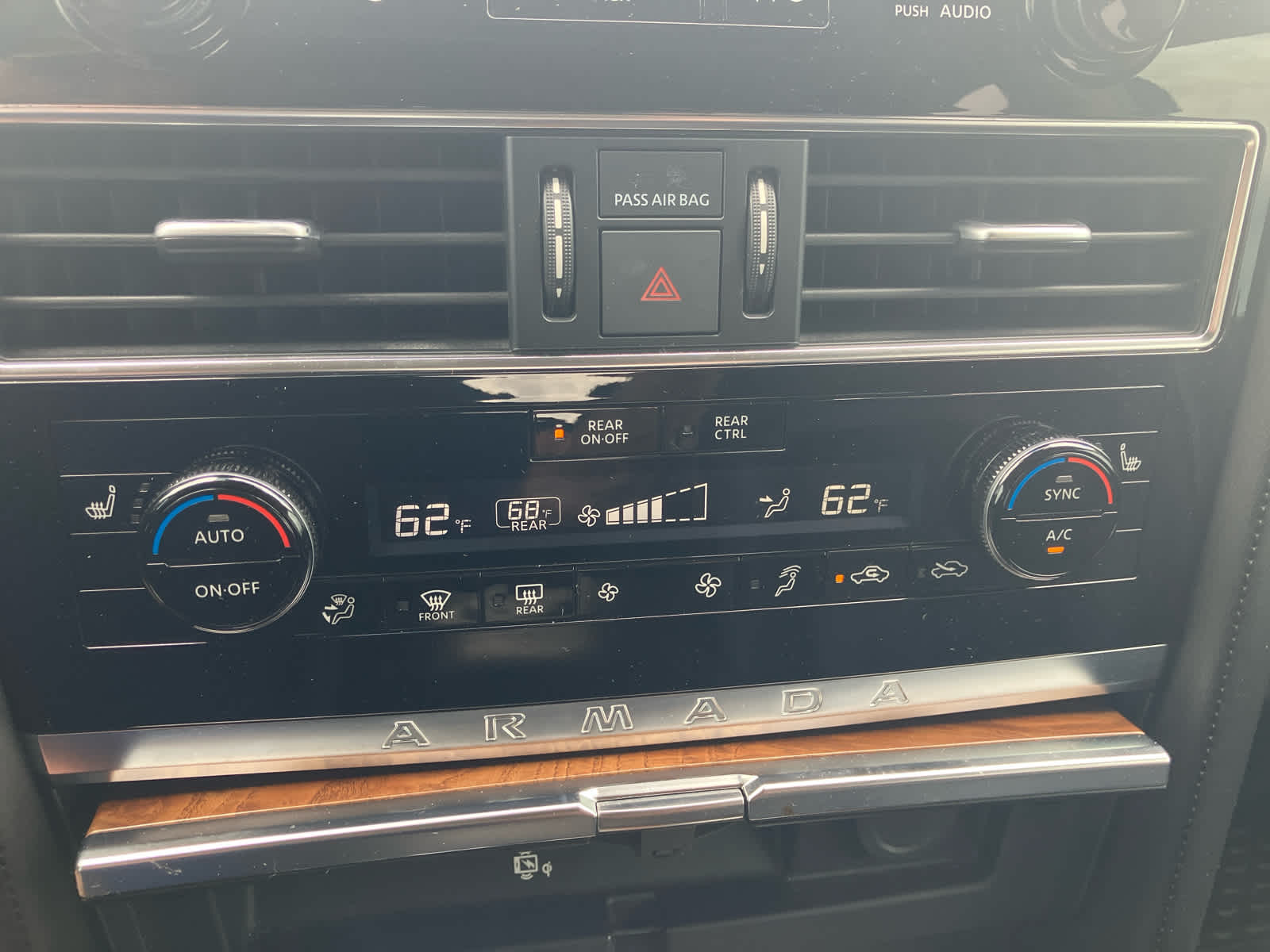 2021 Nissan Armada SL