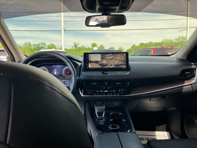 2024 Nissan Rogue Platinum