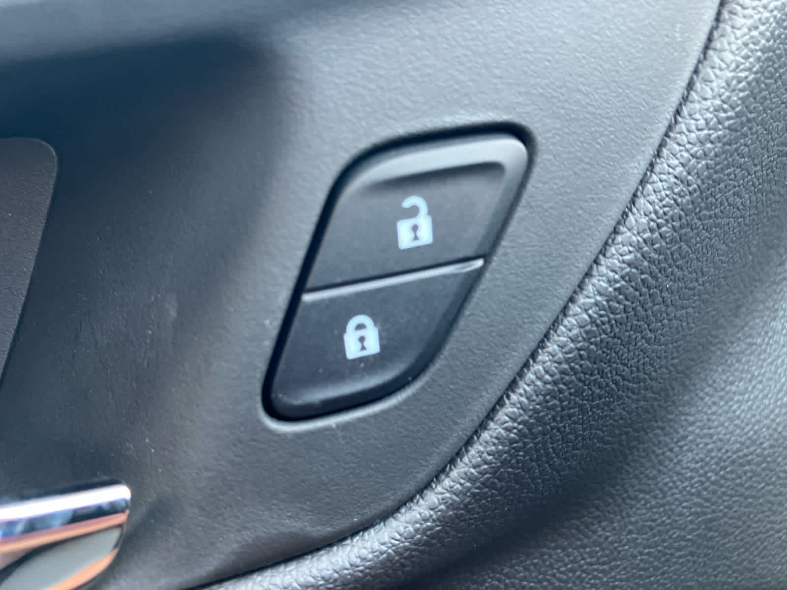 2026 Chevrolet Trax LT - Photo 12