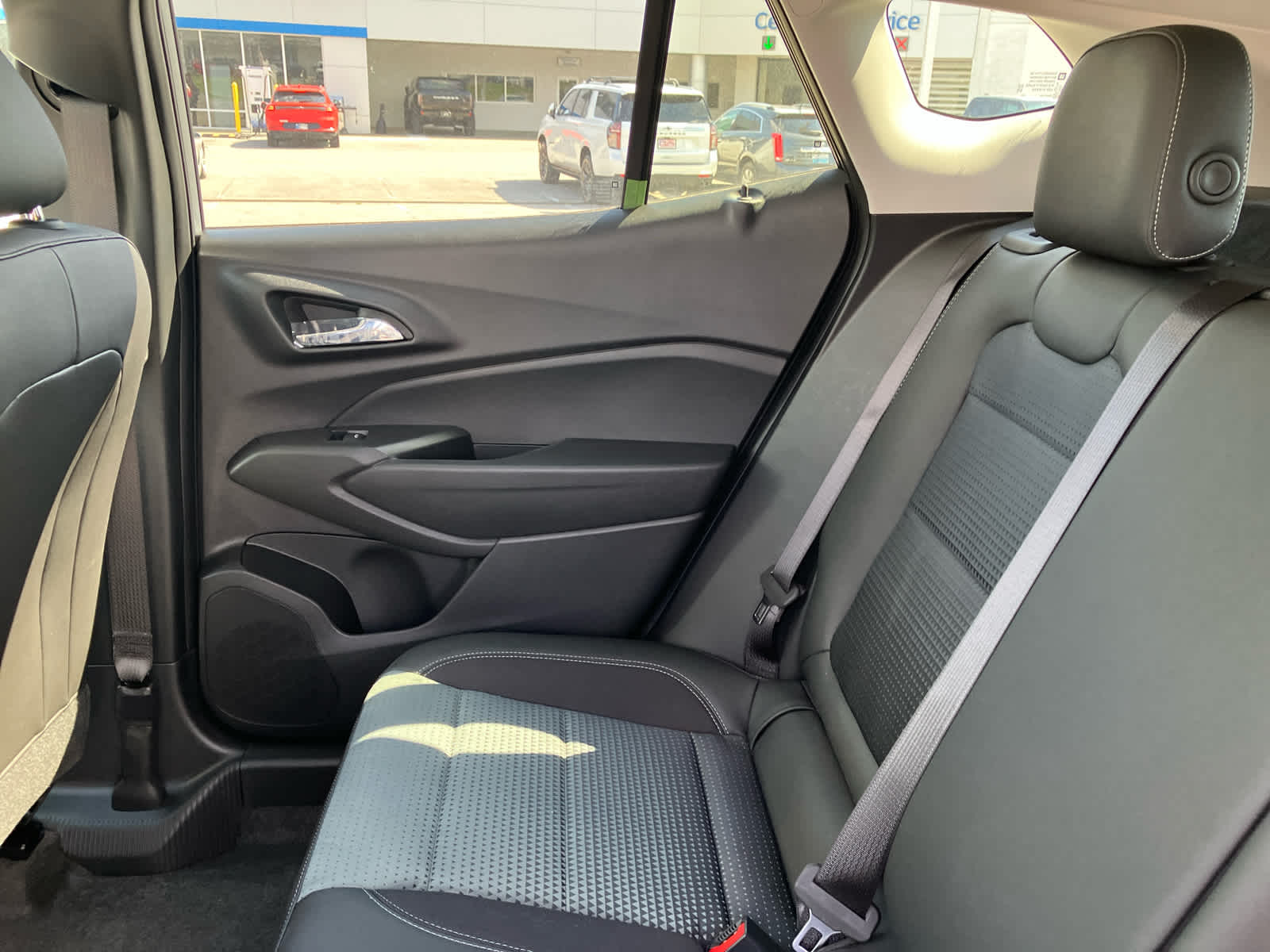 2026 Chevrolet Trax LT - Photo 32