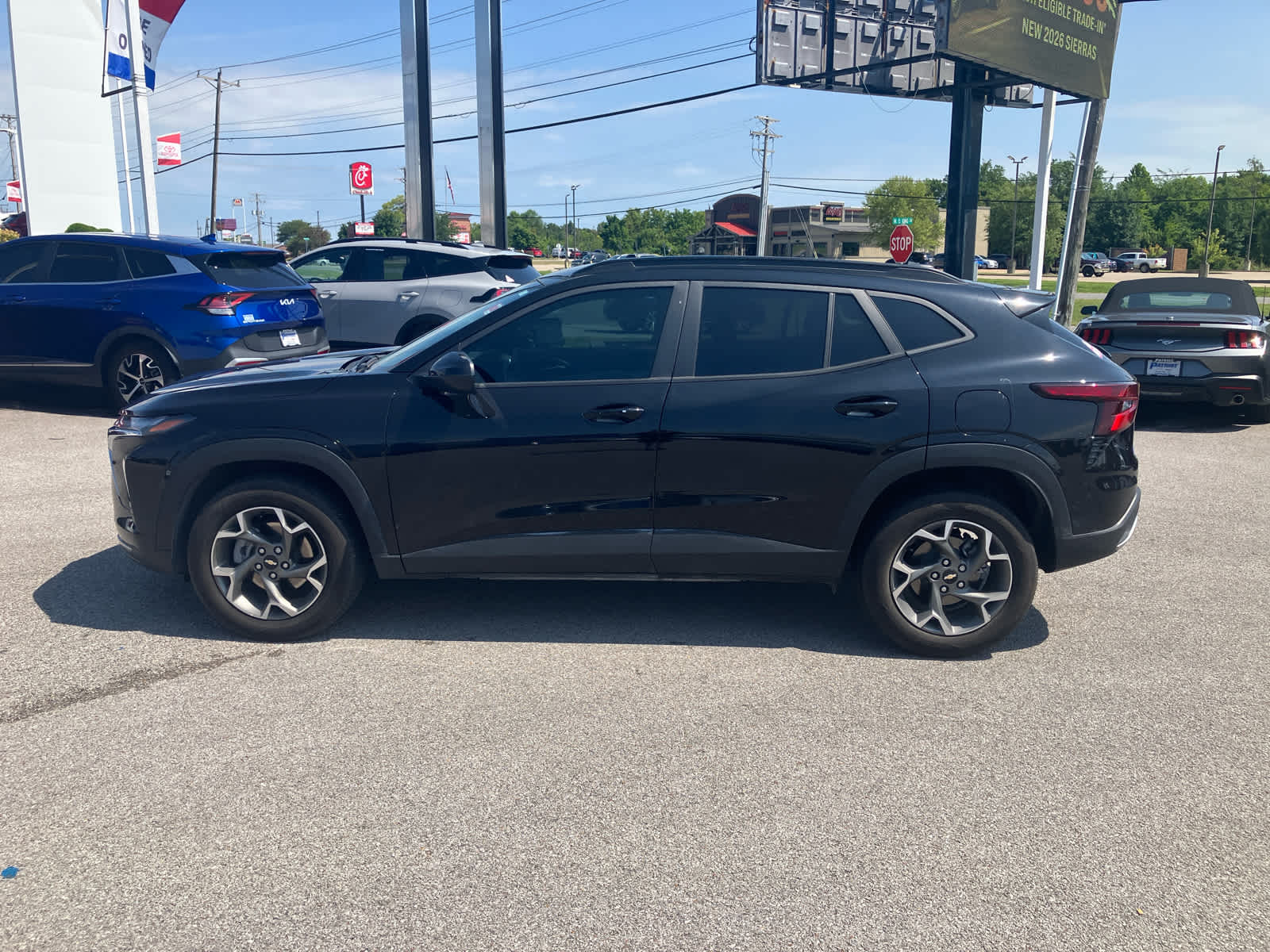 2025 Chevrolet Trax LT