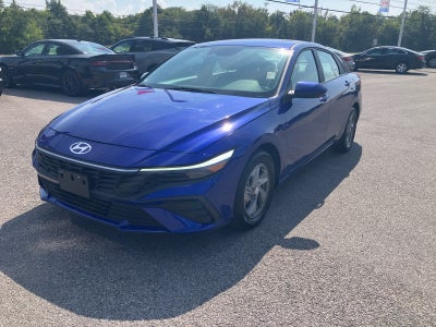 2024 Hyundai Elantra SE