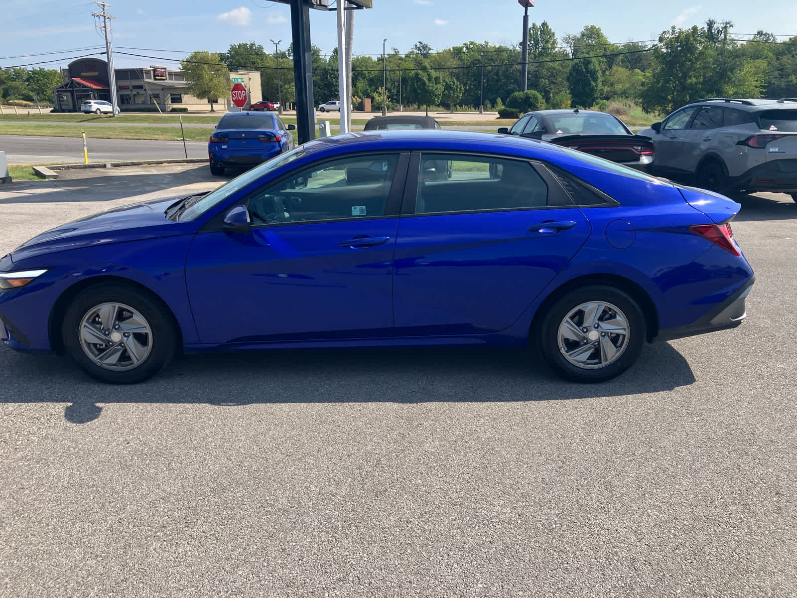 2024 Hyundai Elantra SE