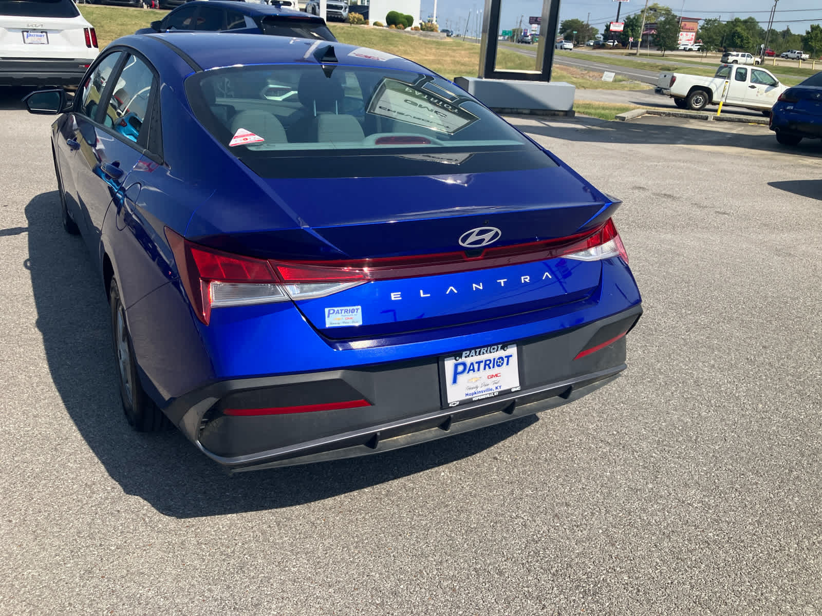 2024 Hyundai Elantra SE