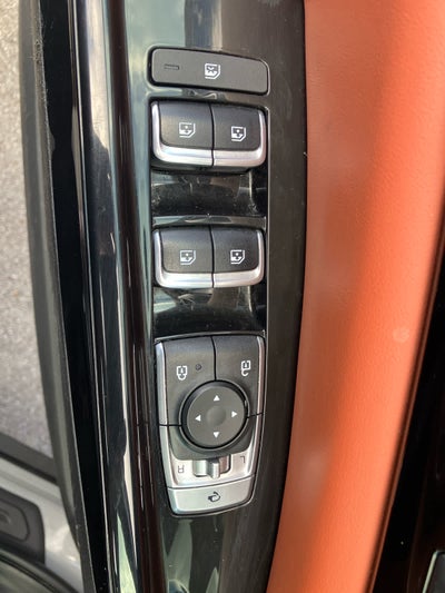 2023 Kia Carnival SX