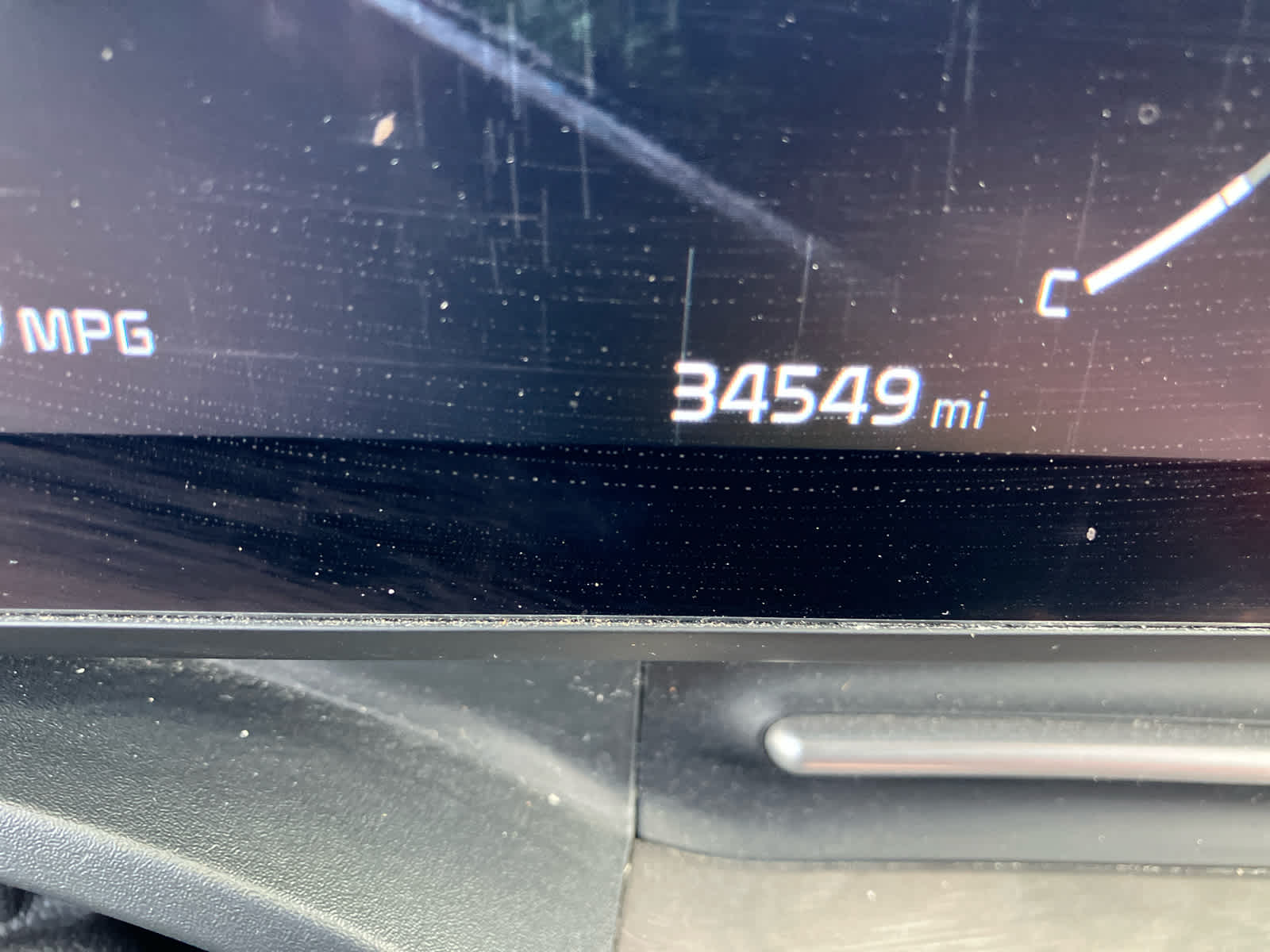2023 Kia Carnival SX